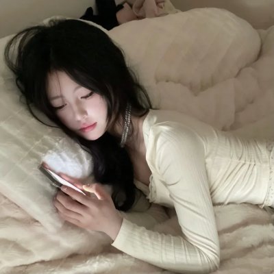 黑衣女子的香气