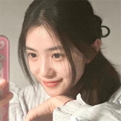 格纹衬衫